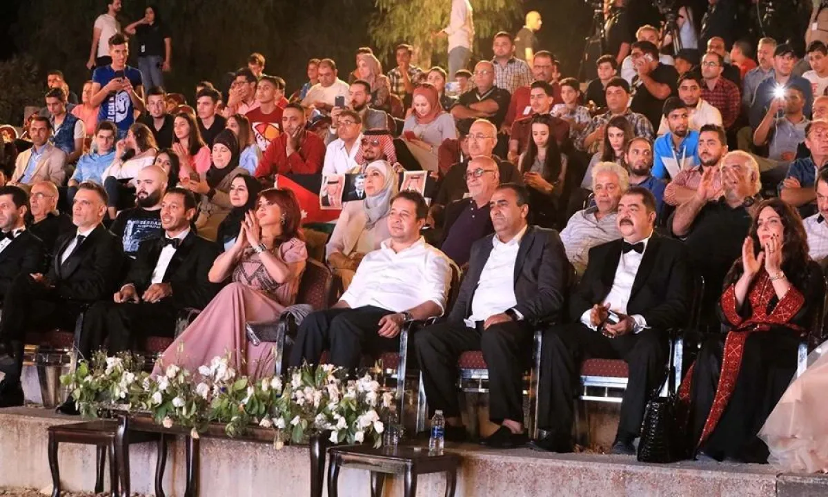 افتتاح مهرجان السينما للأفلام القصيرة.jpg