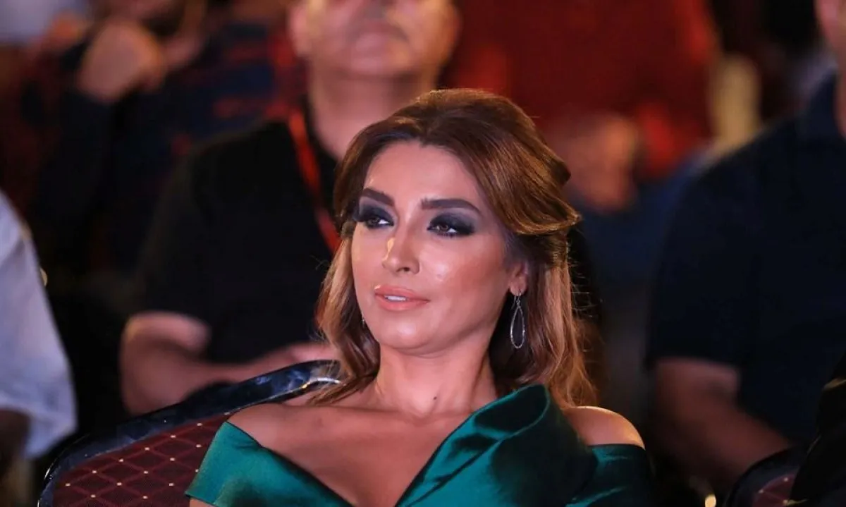 الفنانة المصرية روجينا.jpg