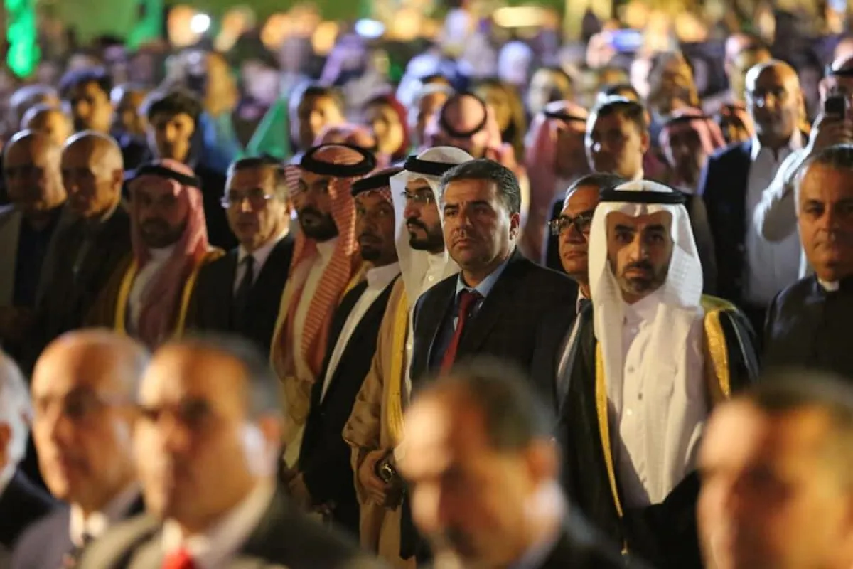 حضره مسؤولون رفيعو المستوى.jpg