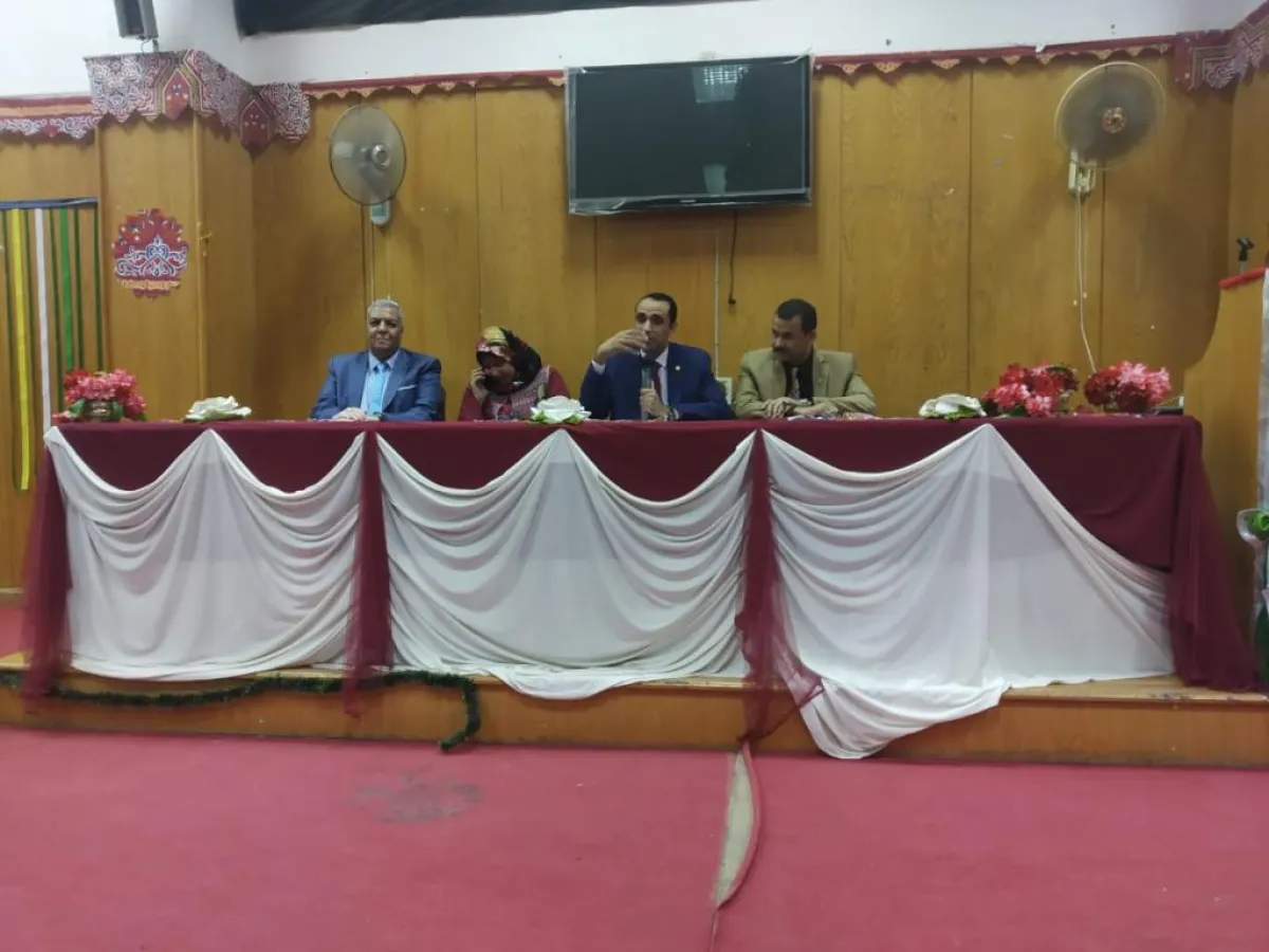 انطلاق فعاليات الأمسية الشعرية الأولى في حب مصر، بآداب الفيوم (1).jpg