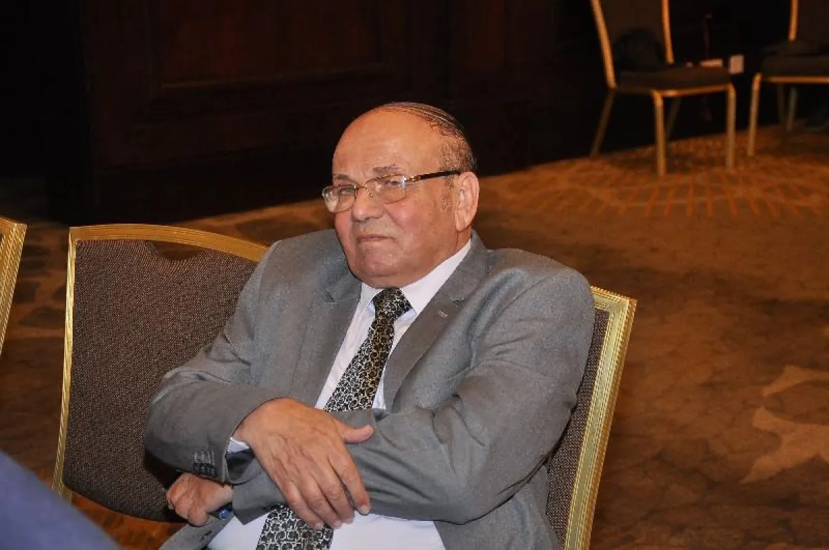 مجدي ابوعميرة 9.jpg