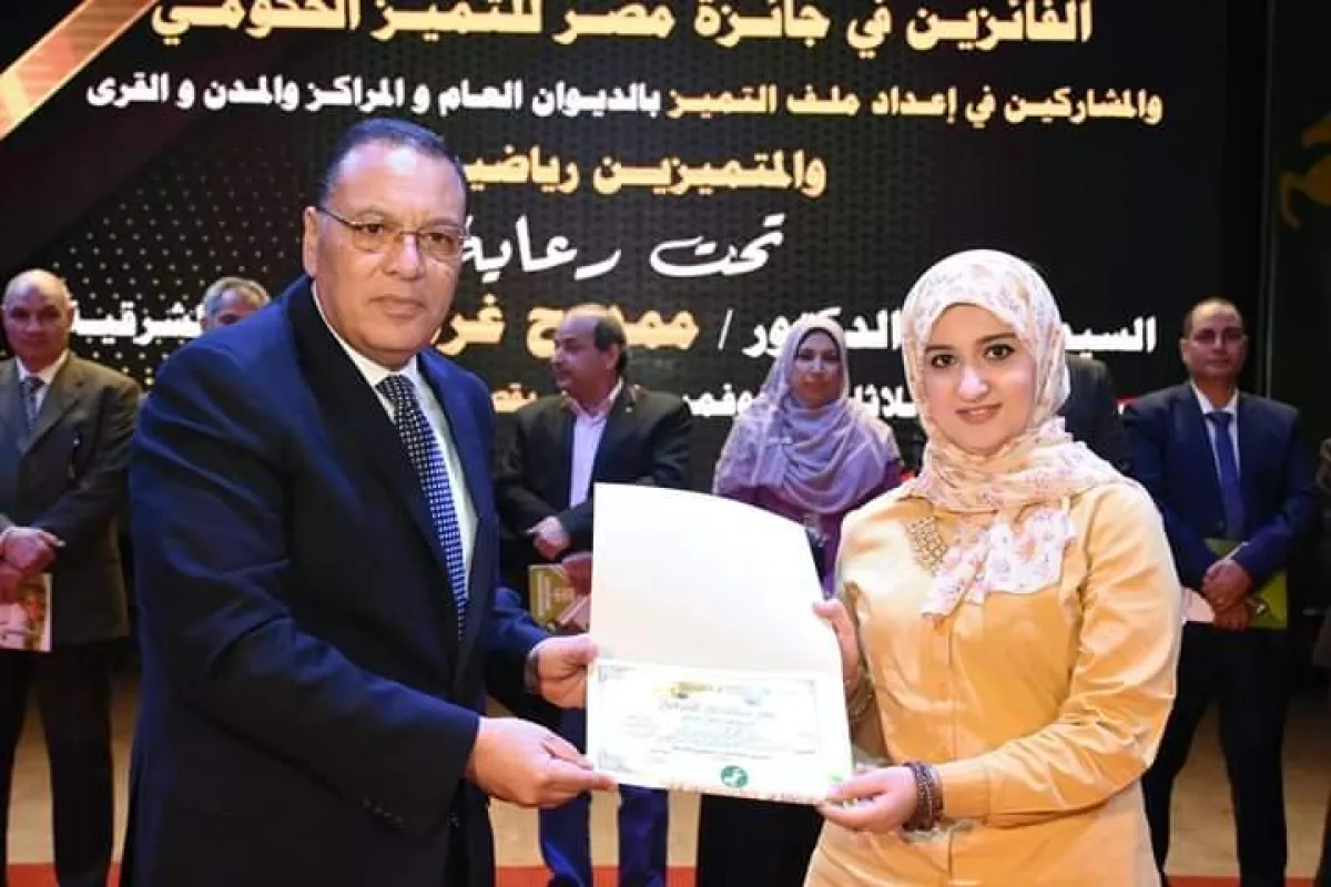 احدي المتميزات 4.jpg