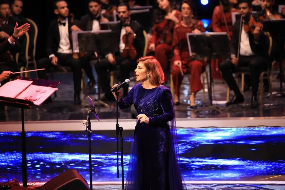 3 أصالة تغني في حفل الختام .JPG