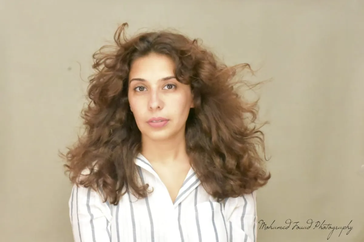 المخرجة هبة يسري .. الصورة من حسابها الرسمي على فيسبوك