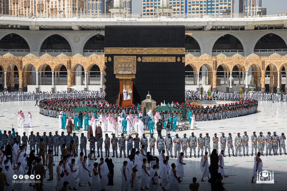 غسل_الكعبة_