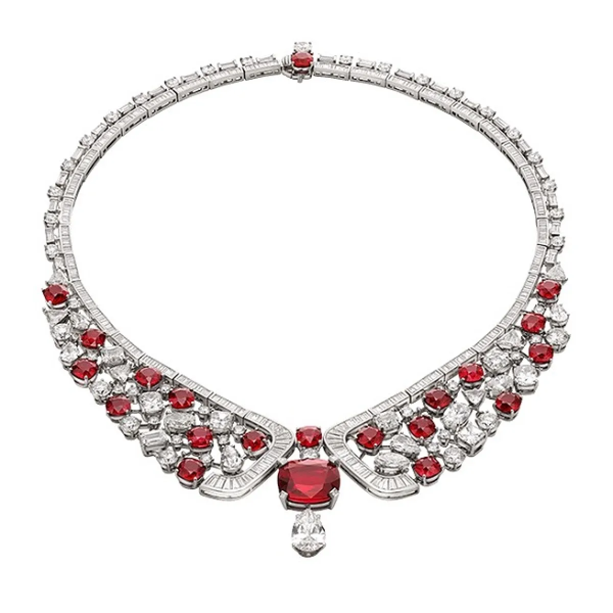 قلادة من الياقوت الأحمر والألماس من بولغري Bvlgari