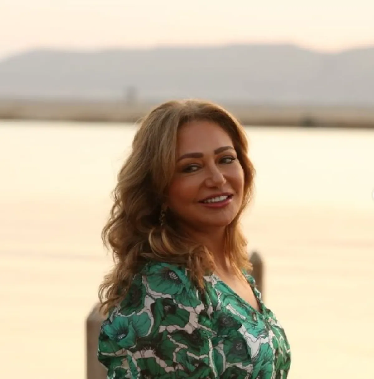 ليلى علوي .. الصورة من حسابها على انستقرام