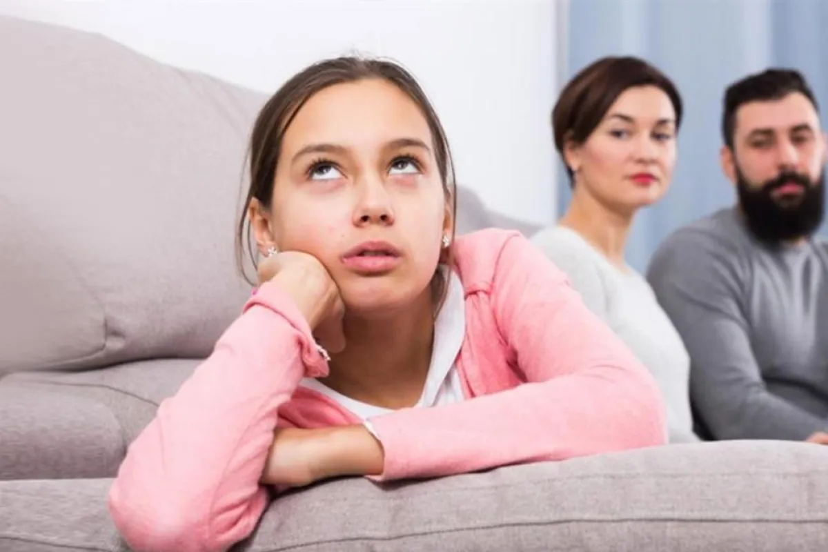 مرحلة المراهقة هي مرحلة التغيرات والتقلبات