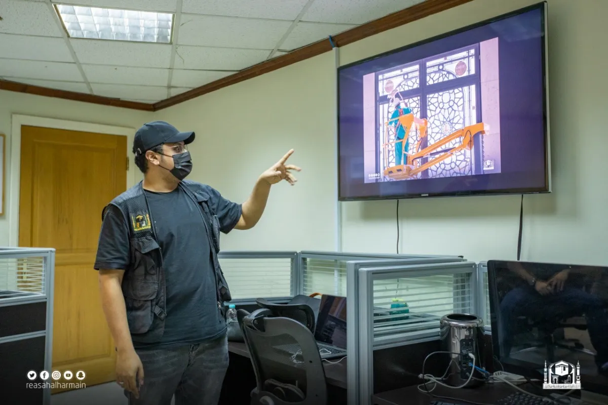 أرشفة ومراجعة أكثر من (١٣) ألف صورة للمسجد الحرام خلال العام الماضي