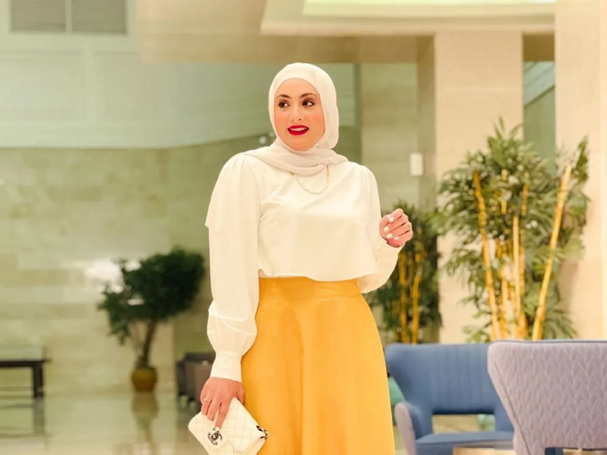 آلاء نوبل ببلوزة الشيفون - الصورة من حسابها على الانستغرام