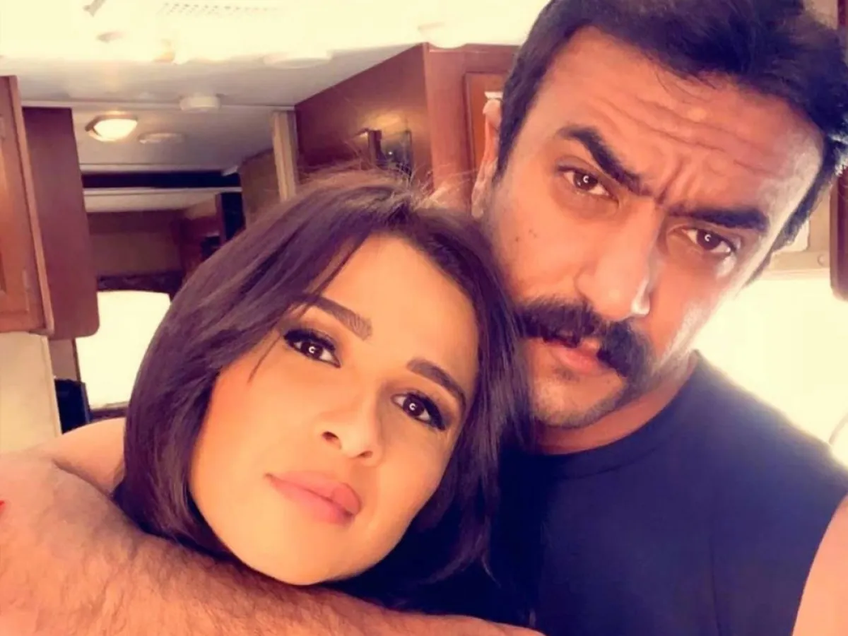 أحمد العوضي وياسمين عبد العزيز