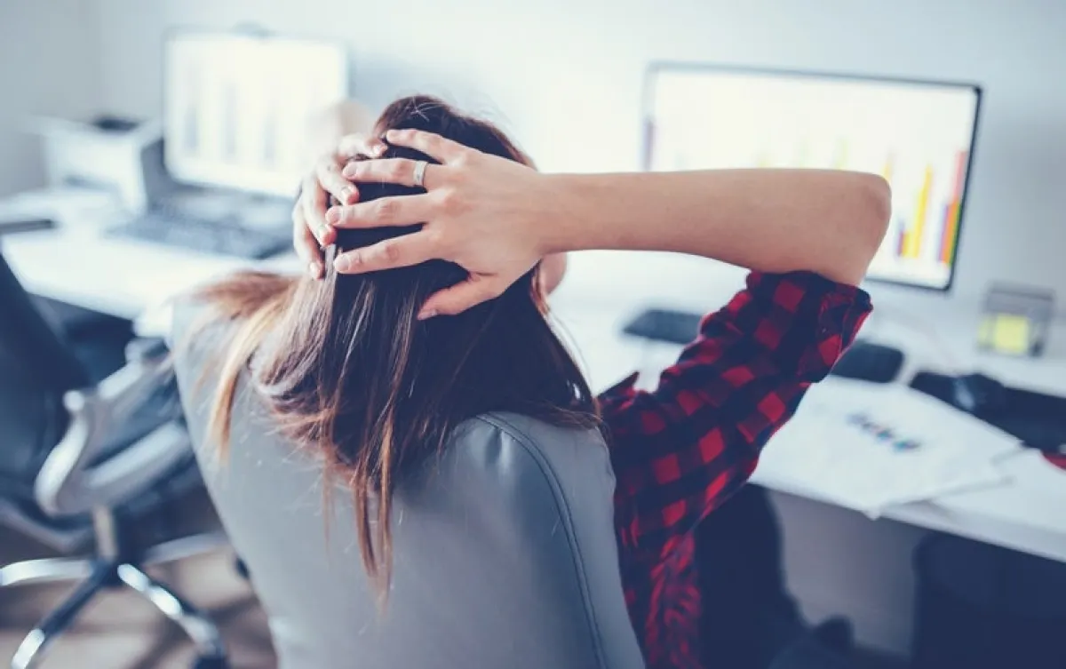 دراسة جديدة: الجلوس 8 ساعات يضاعف خطر الإصابة بالسكتة الدماغية