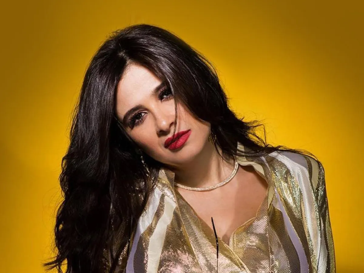 ياسمين عبد العزيز