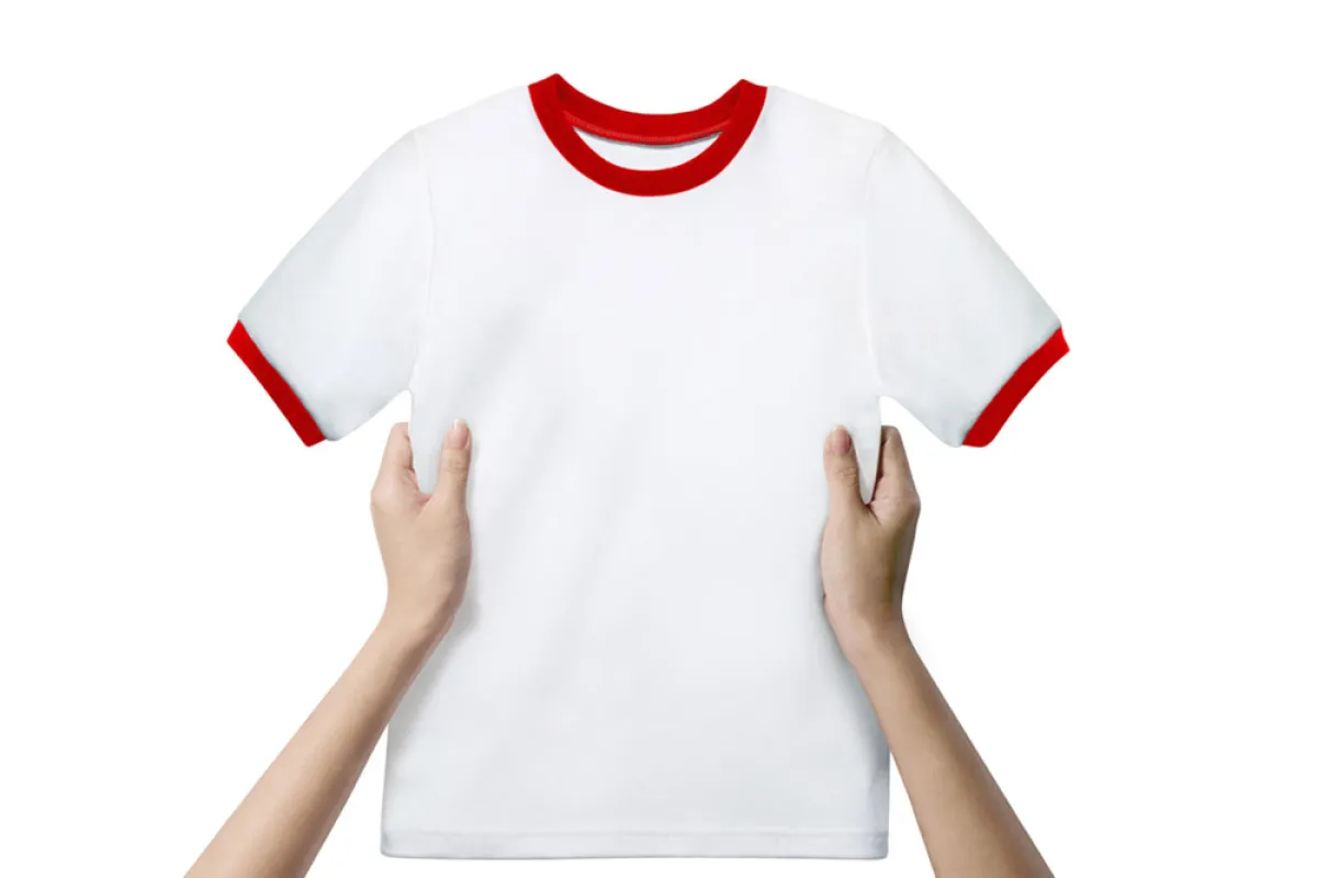 إزالة البقع من الملابس البيضاء