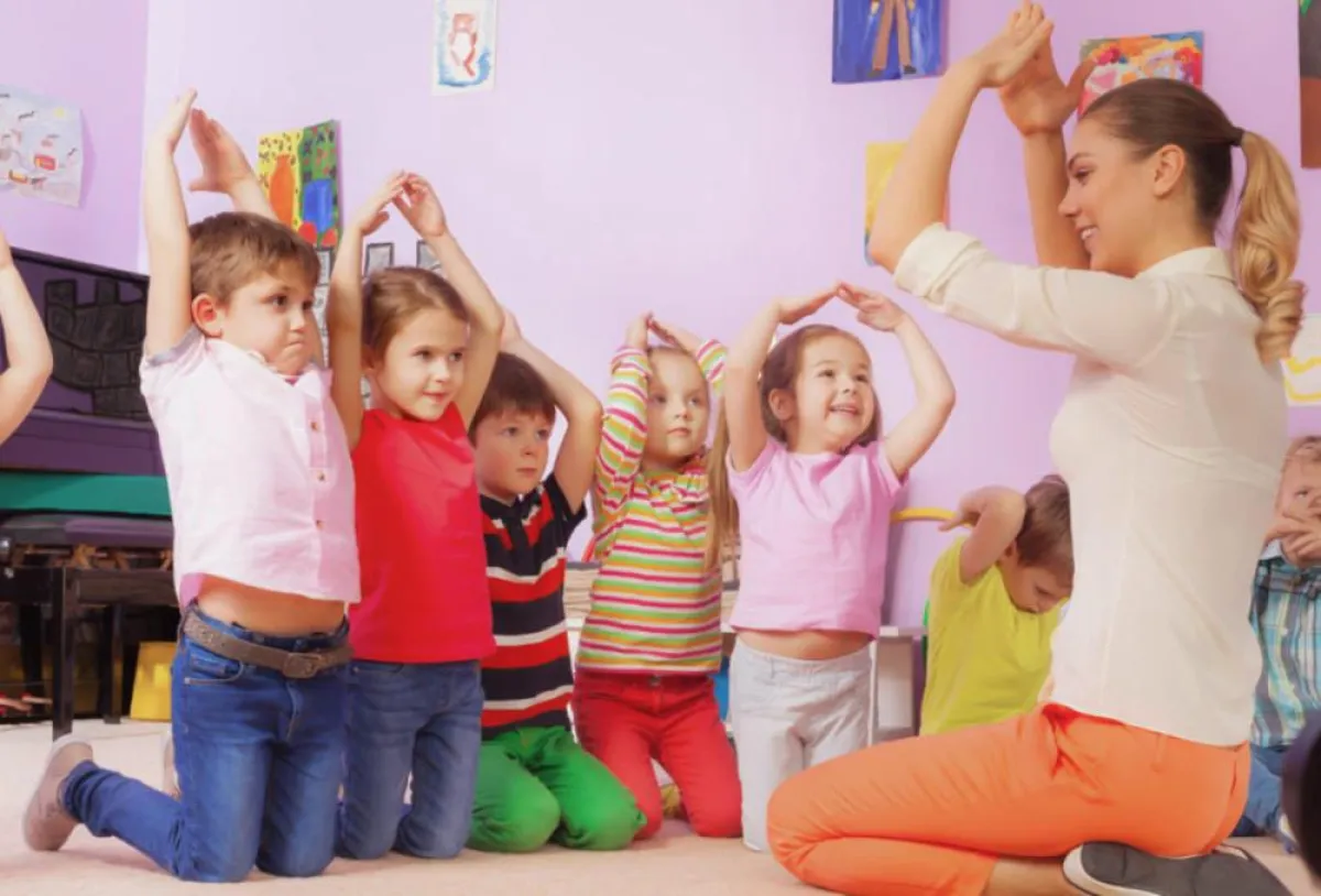 التعليم بالغناء