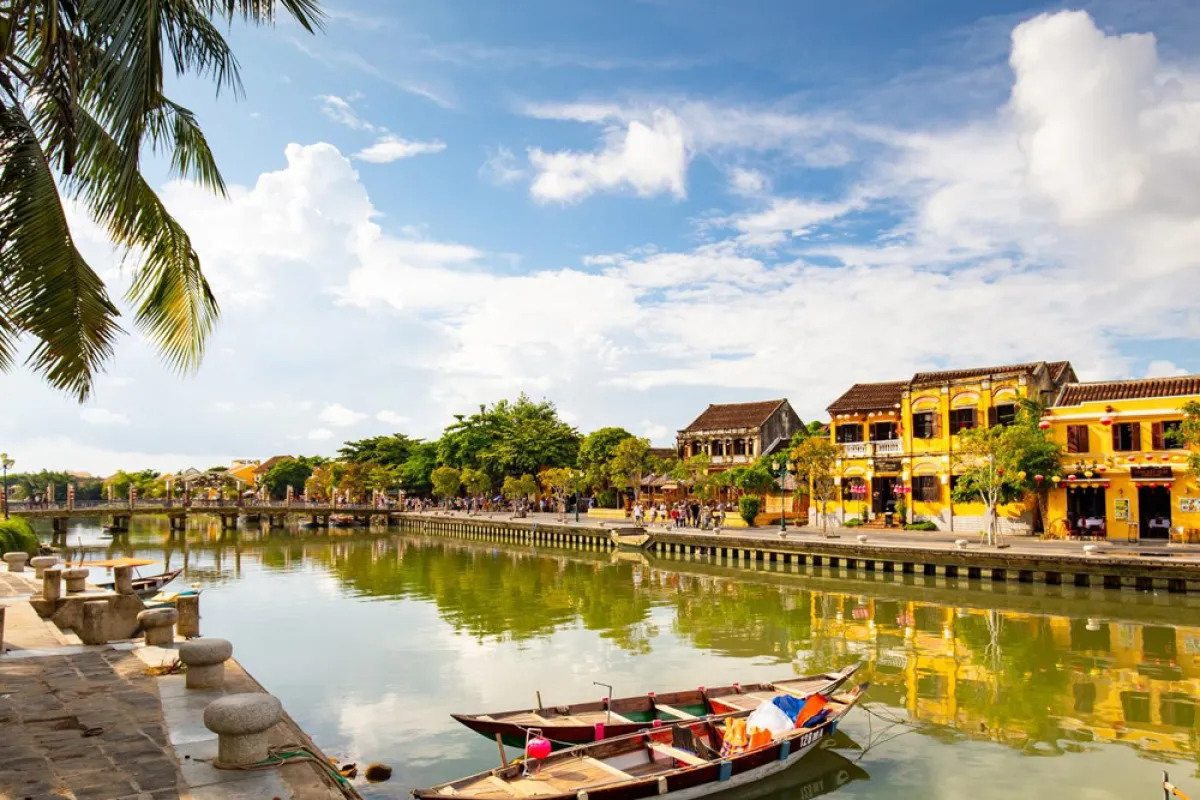  الأماكن السياحية في فيتنام