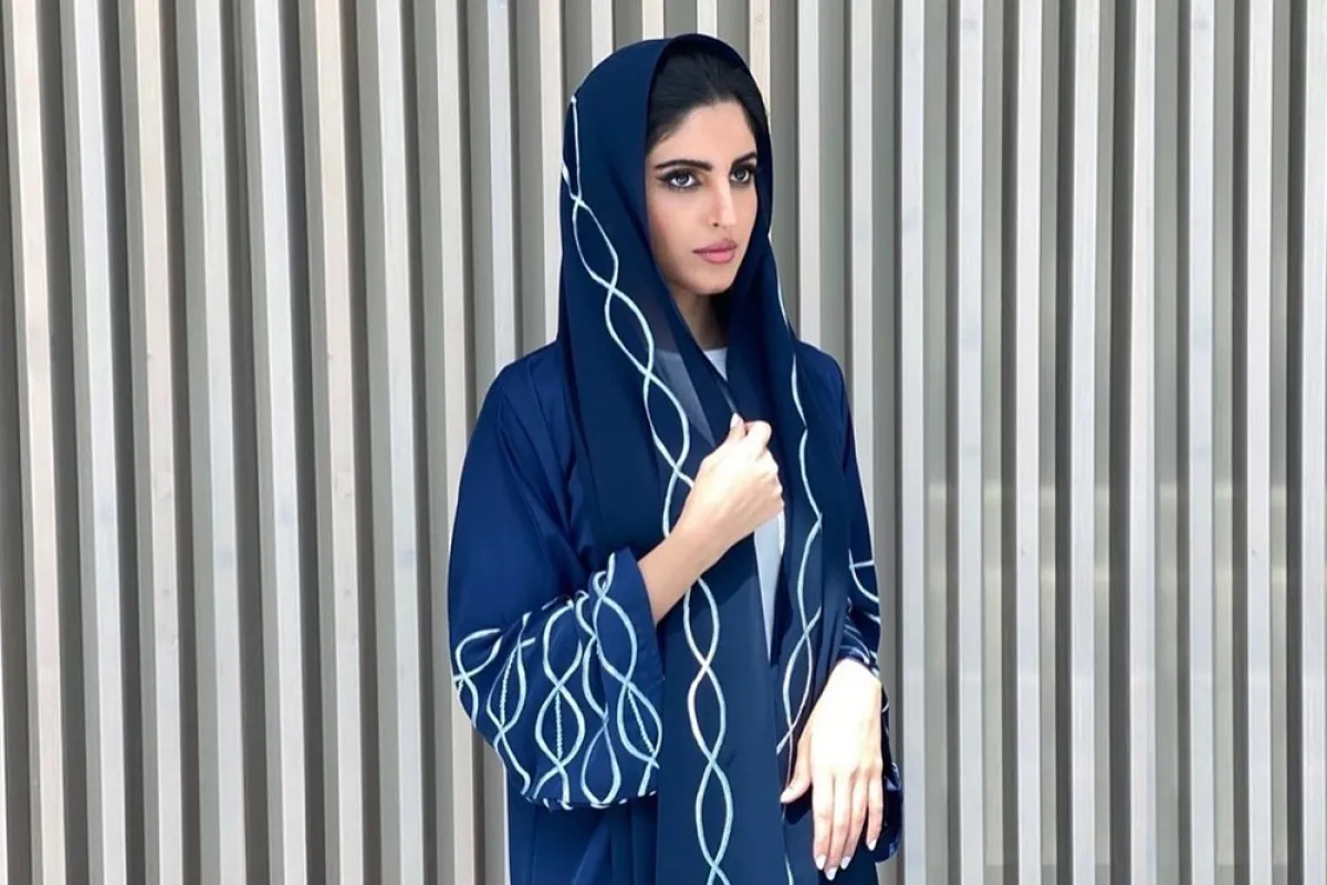 راف العتيبي بعباية شبابية - الصورة من حسابها على الانستغرام