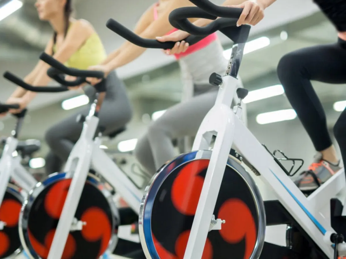 تمارين العجلة لشد الجسم