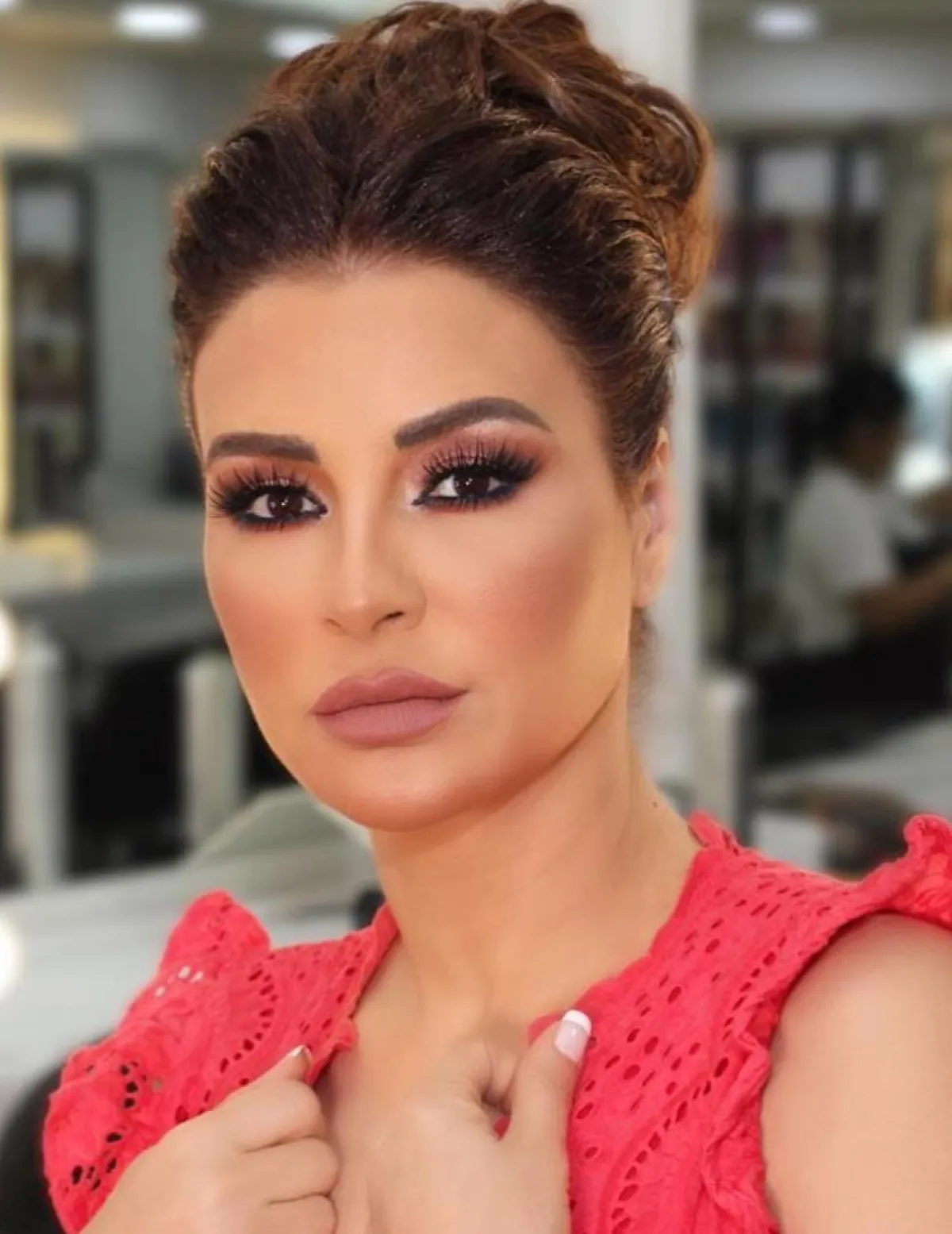 ماغي بو غصن بتسريحات الكعكة -الصورة من حسابها على الانستغرام