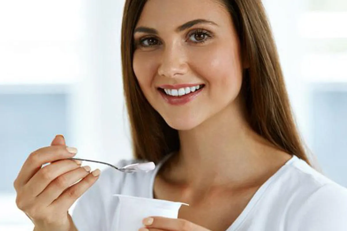 اللبن الرائب أم الزبادي: أيهما أكثر صحة وأفضل لفقدان الوزن؟