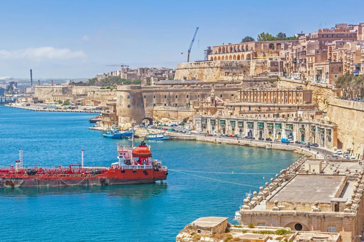 السياحية في مالطا