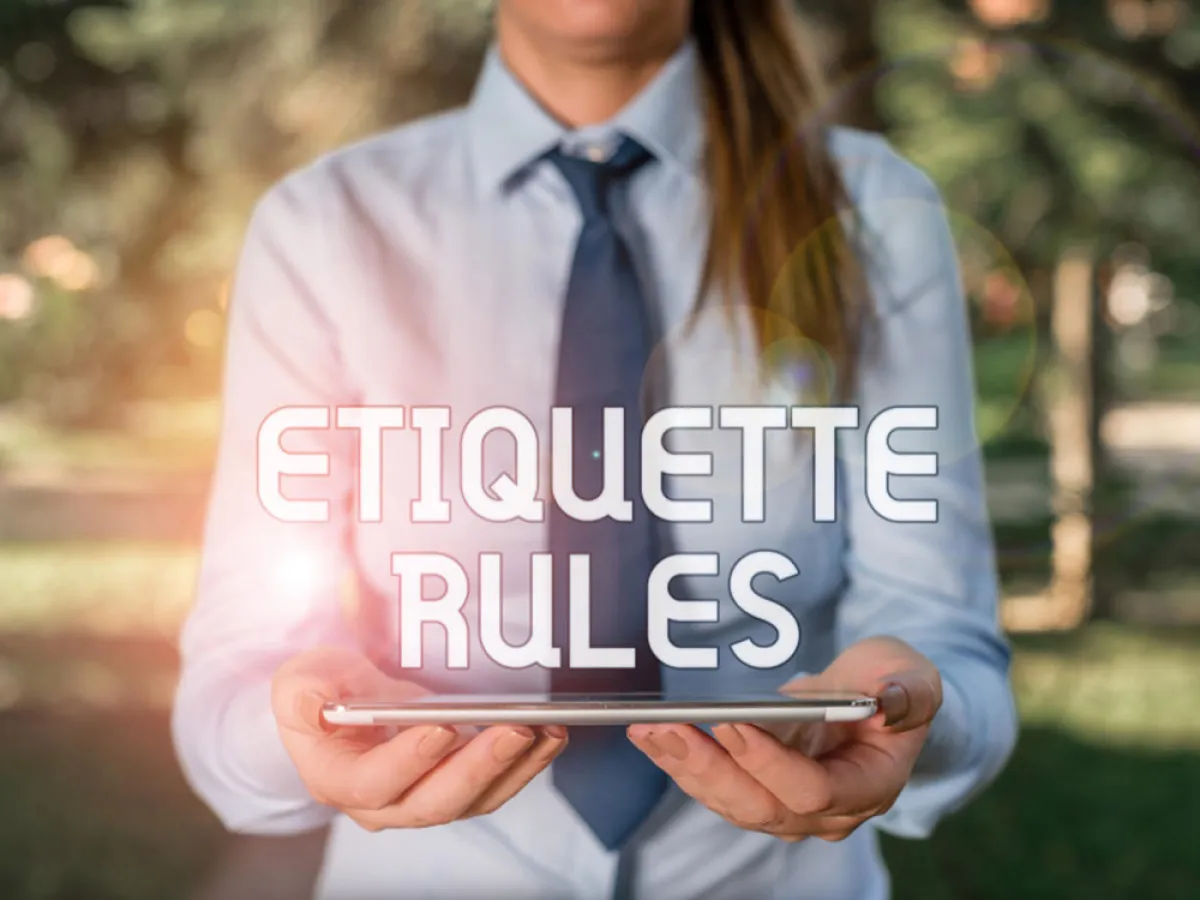 إتيكيت الكلام