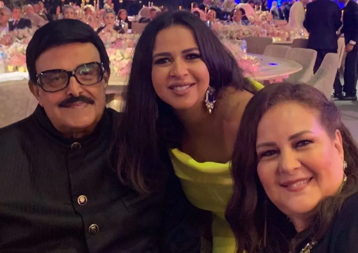 إيمي برفقة والديها دلال عبد العزيز وسمير غانم.. الصورة من حساب إيمي سمير غانم على انستقرام