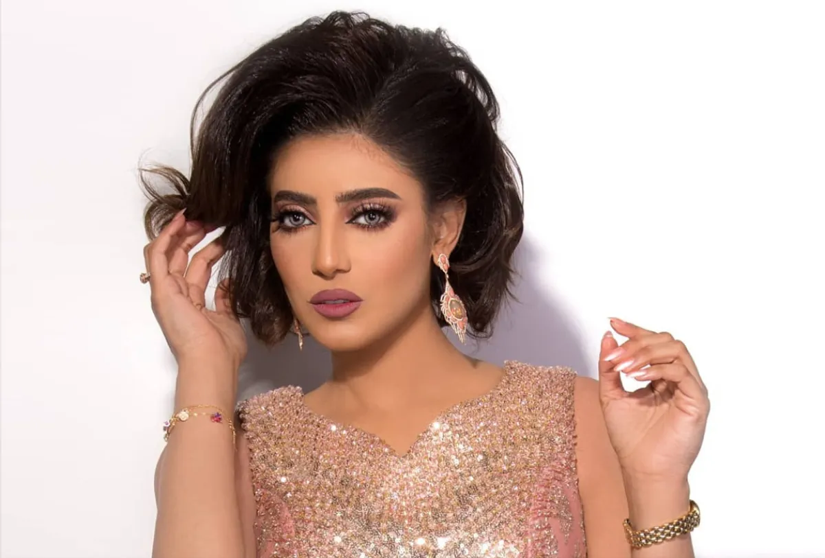 تنسيق مجوهرات الذهب الأصفر بأسلوب شذى سبت 