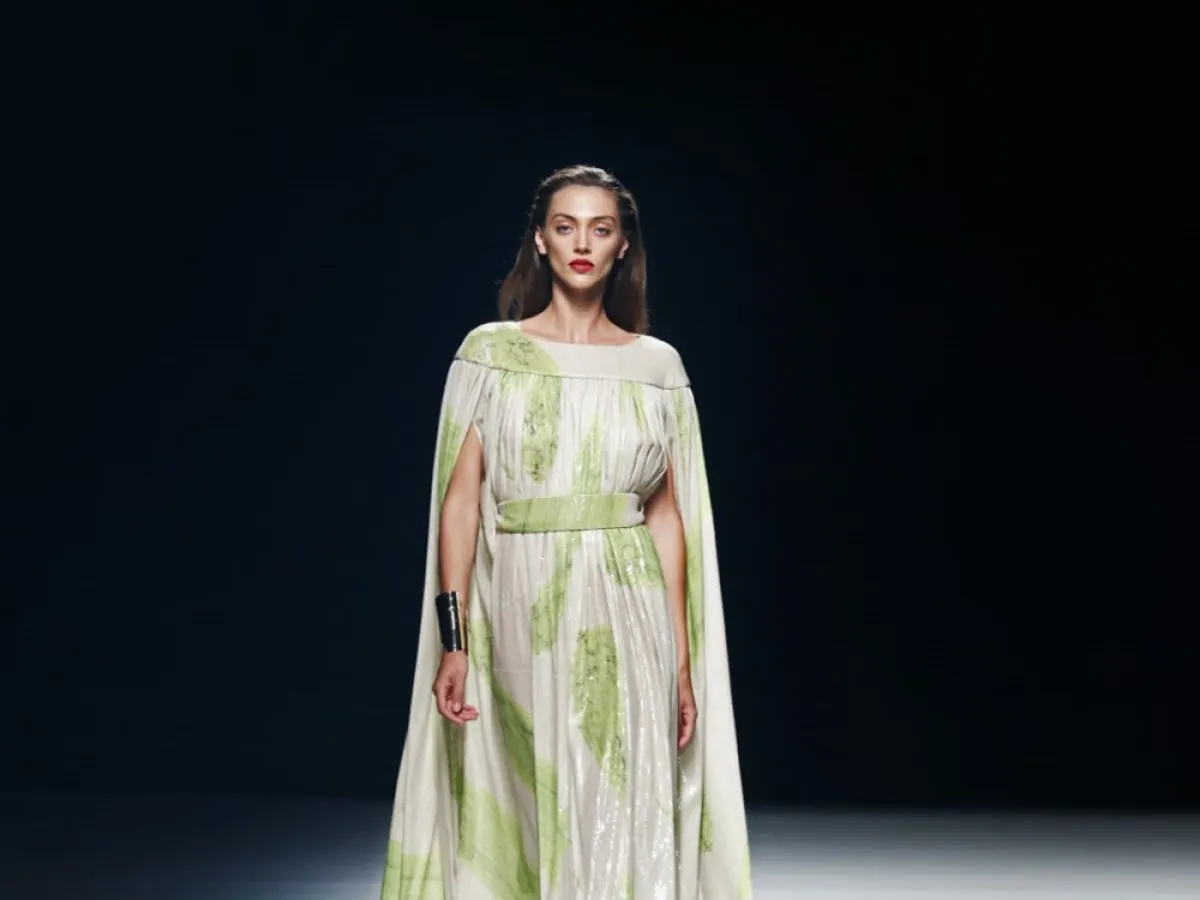 انجل سشليسر   Angel  Schlesser