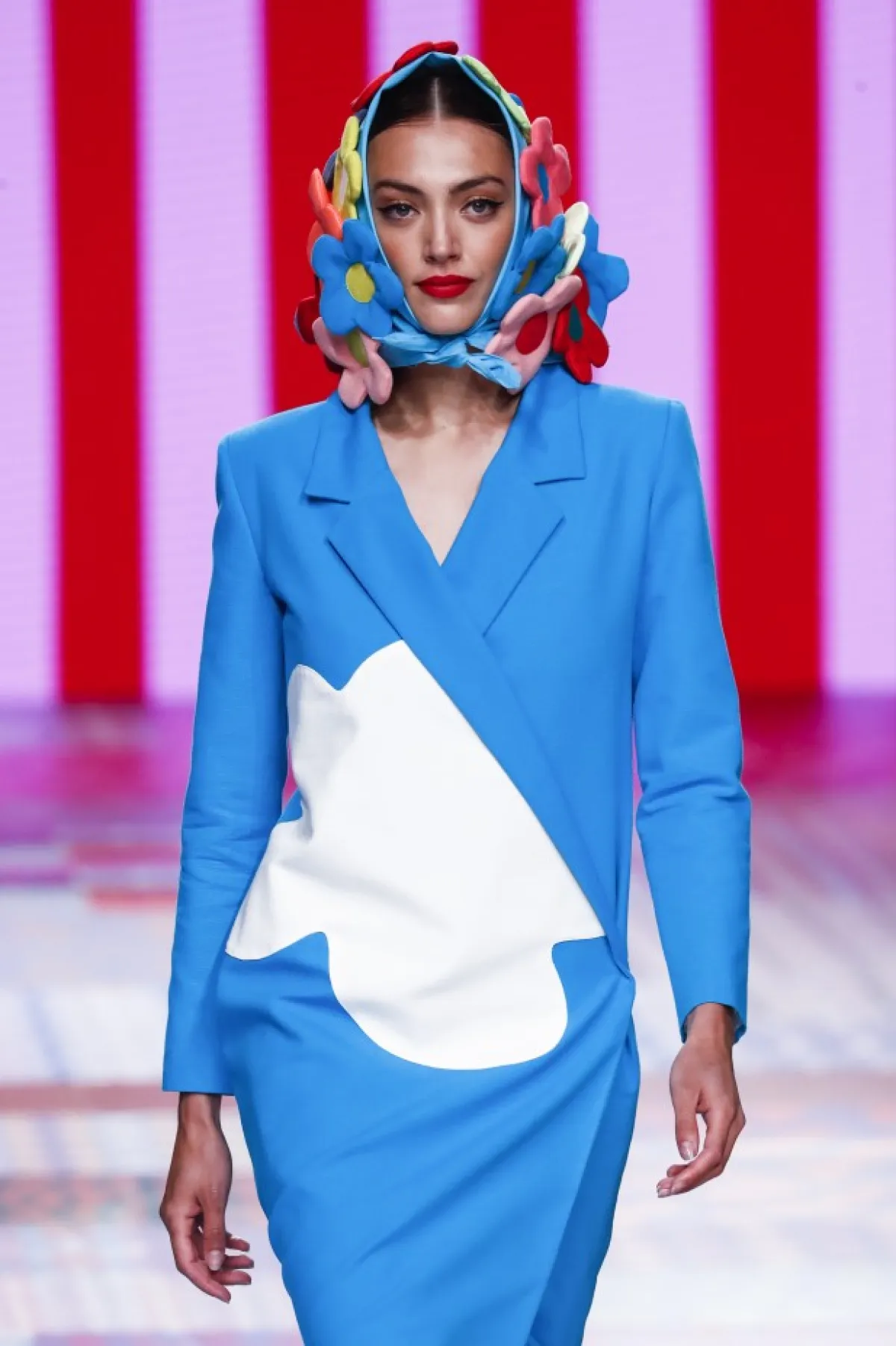 اغاثا رويز دو لا برادا  Agatha Ruiz De La Prada