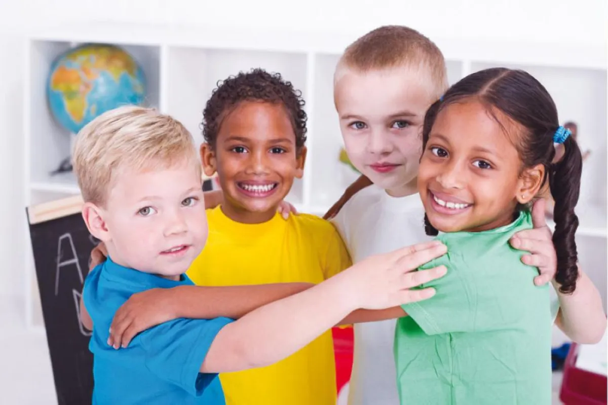 فيتامينات وأطعمة لتحسين ذاكرة الطفل