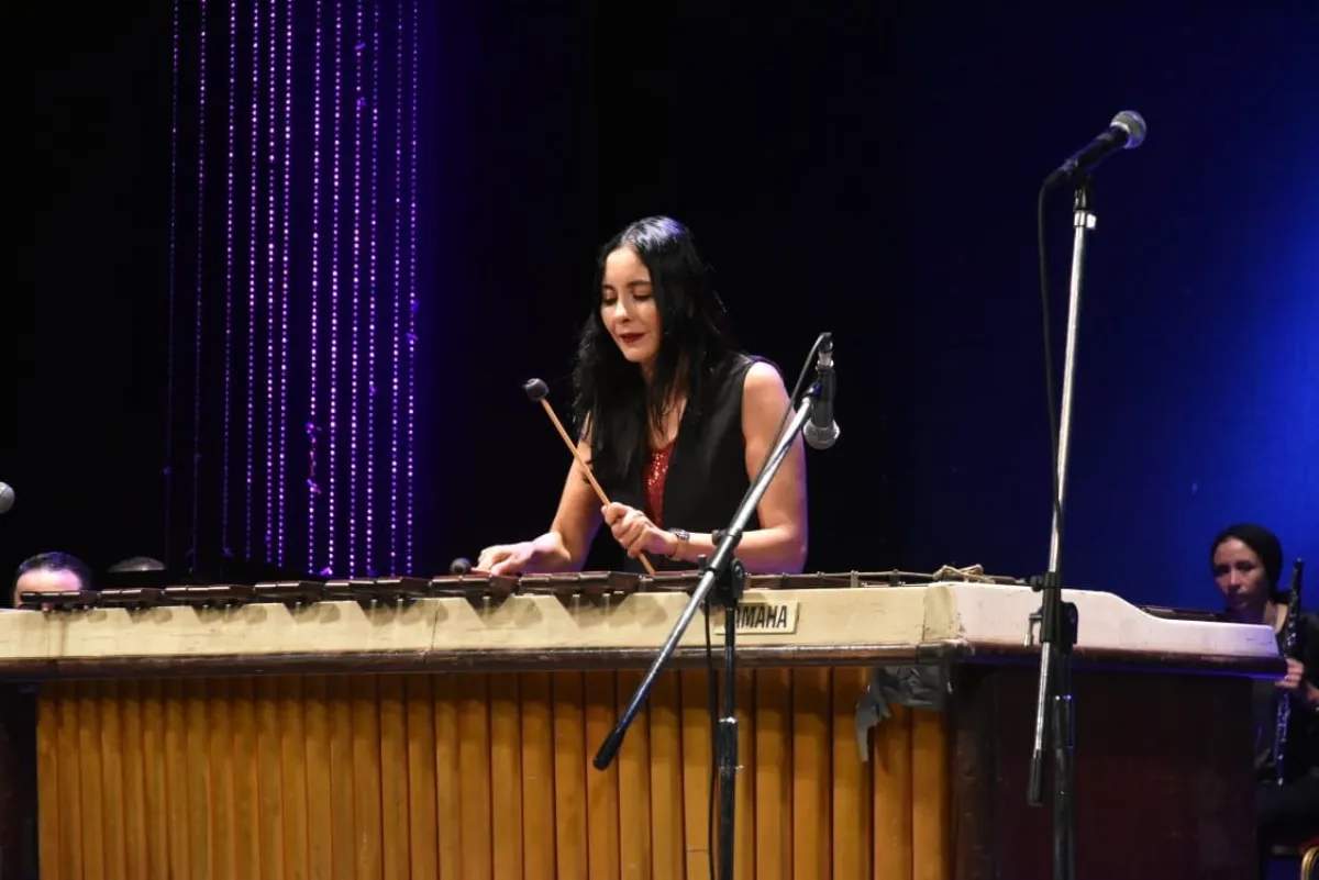 حفل نسمة عبد العزيز -الصفحة الرسمية لمسرح دار أوبرا الإسكندرية 