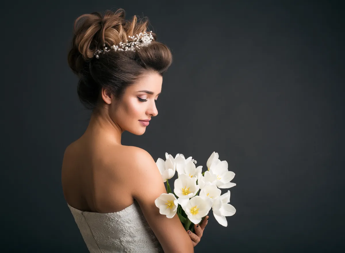 تسريحات شعر مرفوعة للعروس