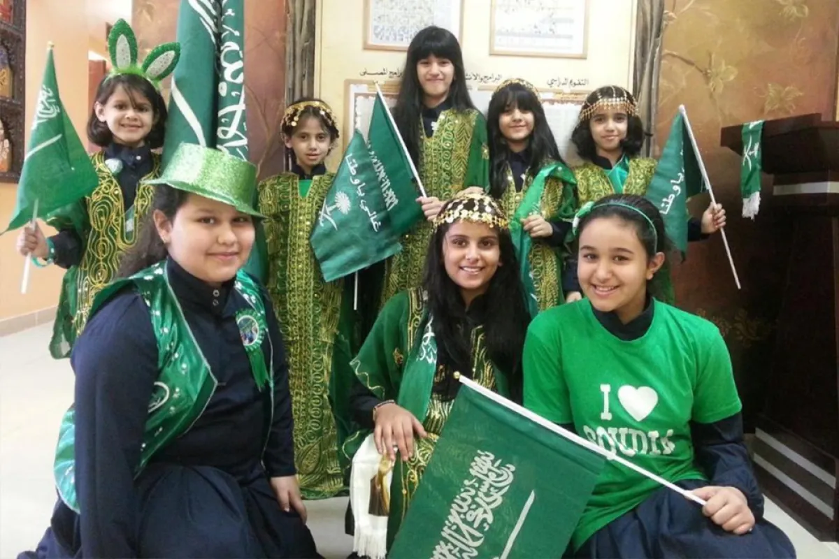 في اليوم الوطني السعودي .. 6 نصائح لتعليم طفلك  