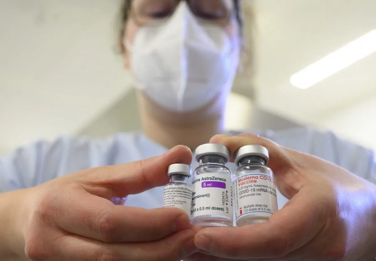 وكيل الصحة يؤكد لا يوجد اختلاف بين لقاحي فايزر وموديرنا