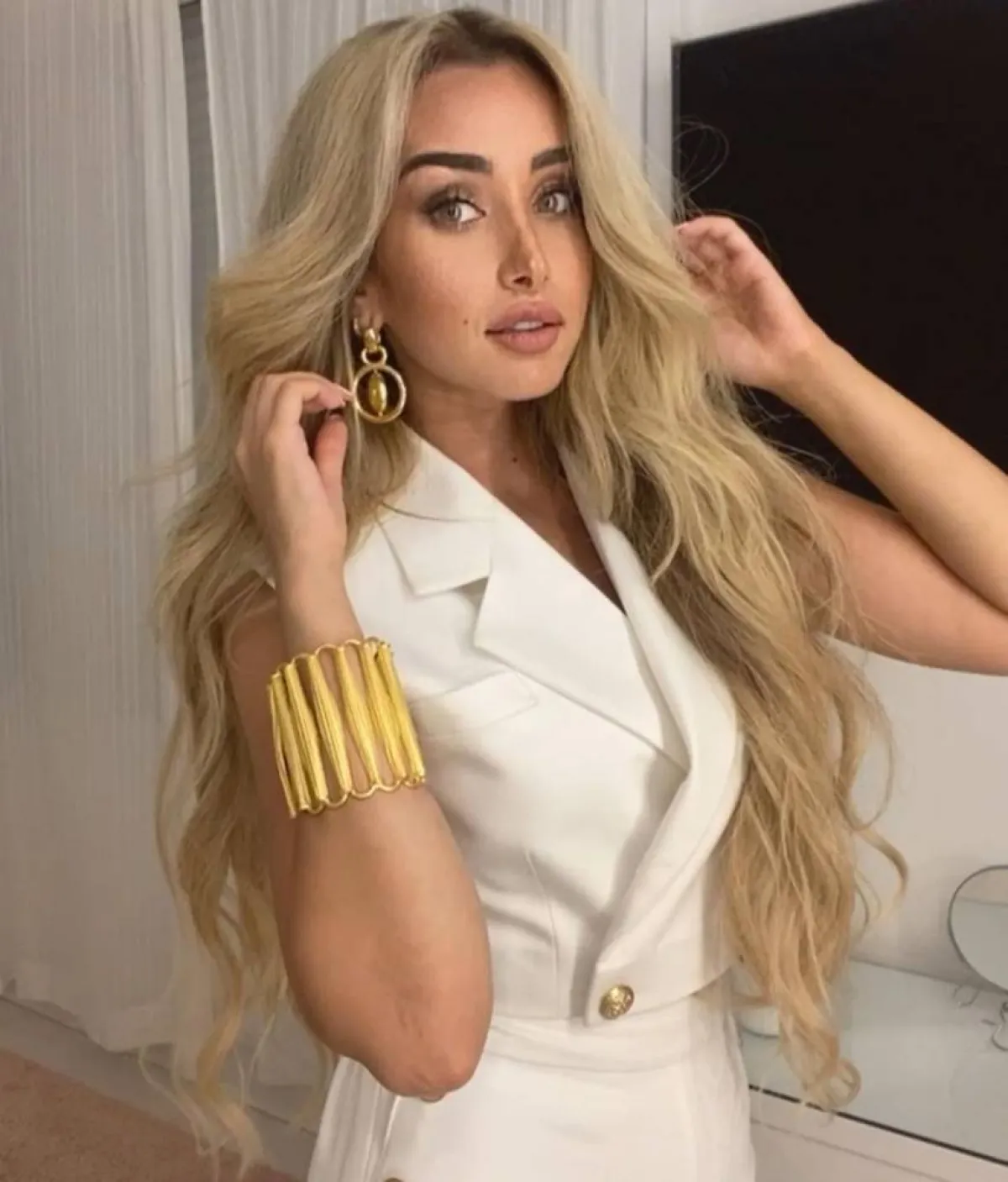 هنا الزاهد - الصورة من حسابها على انستقرام