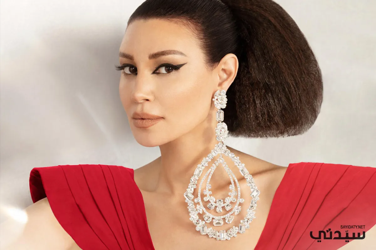 أروى جودة بأقراط صممت خصيصاً لجلسة تصوير سيدتي