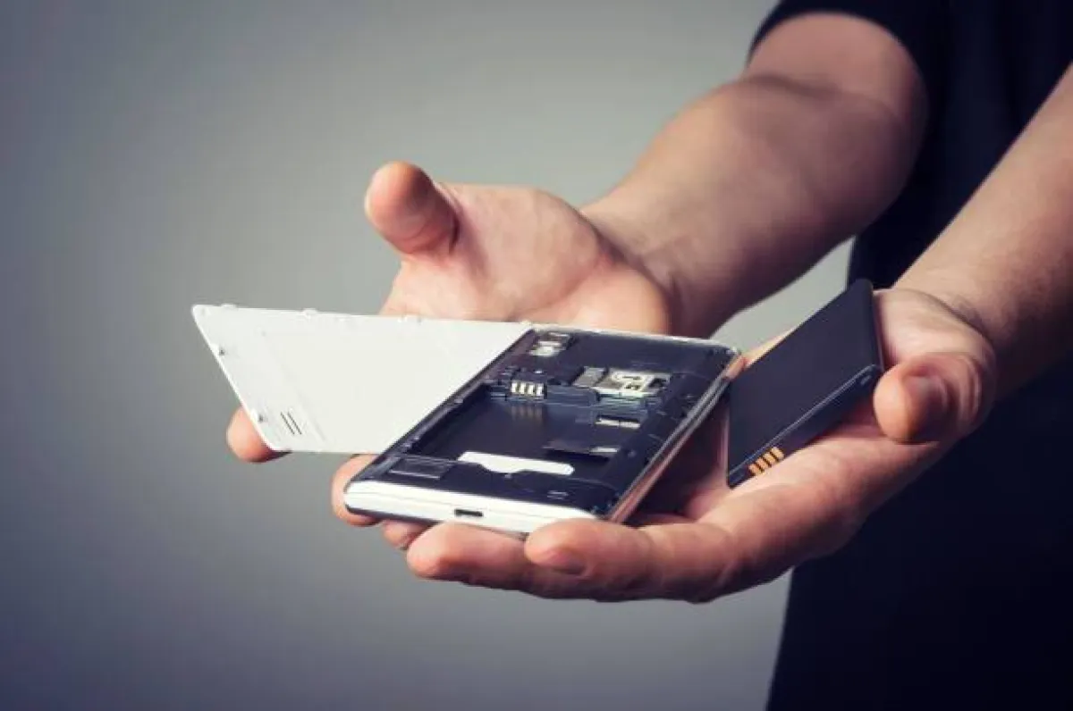  بطاريات الهاتف الذكي