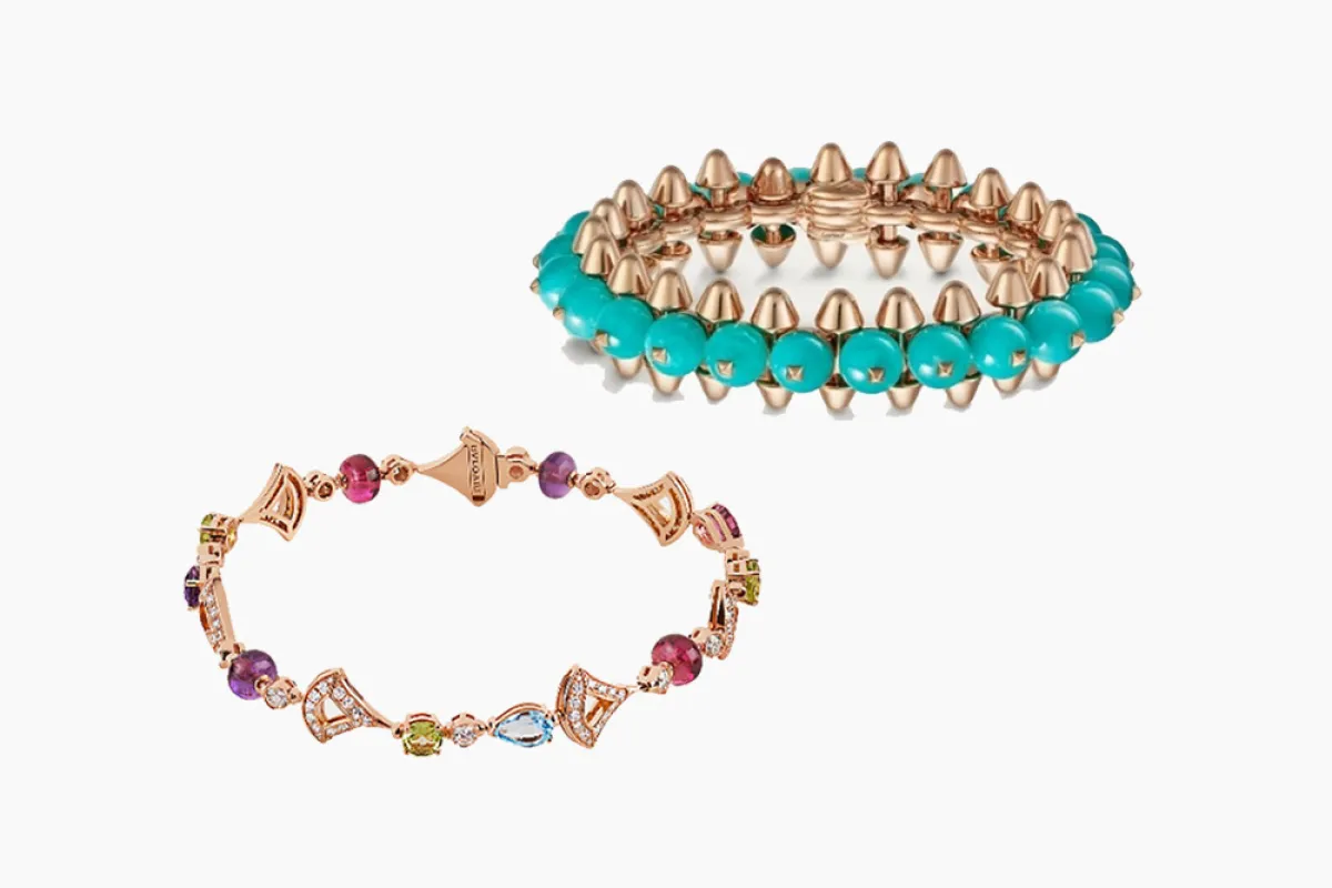 موديلات أساور ملونة لإطلالة نهارية كلاسيكية