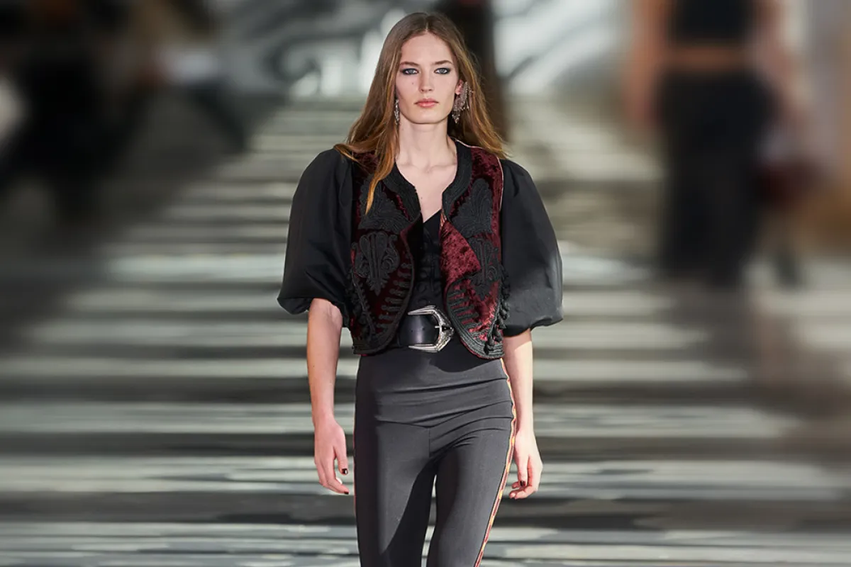 موديلات سراويل ليغينغ أنيقة وعملية لخريف وشتاء 2021-2022