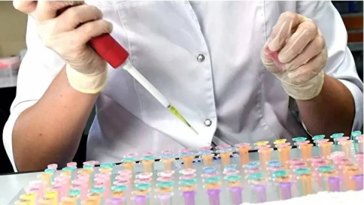 بريطانيا تبدأ أكبر تجربة في العالم لاختبار دم خمسين نوعا من السرطان.