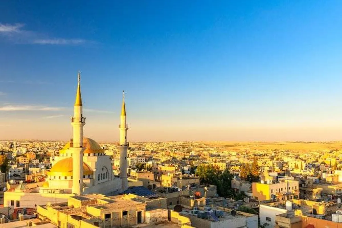 صورة من مدينة مأدبا