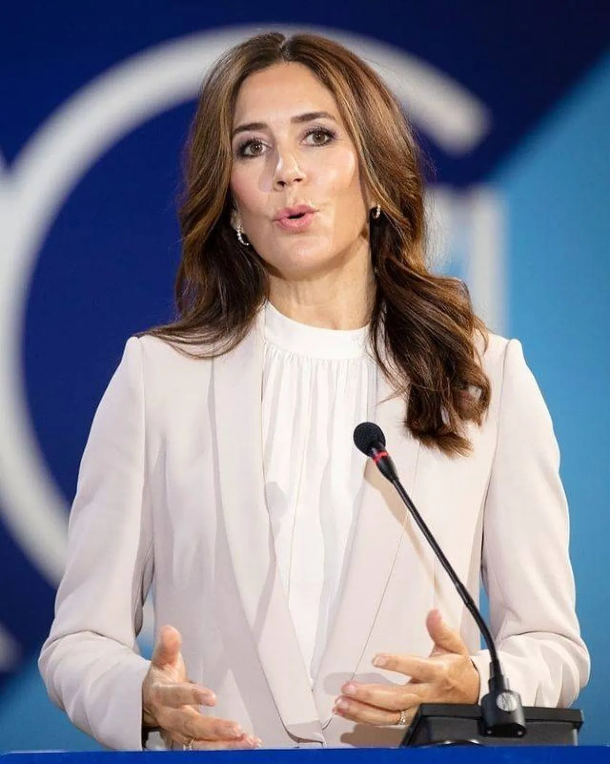 ولية العهد الدنماركية تُلقي كلمتها- الصورة من حساب Europe royals على إنستغرام