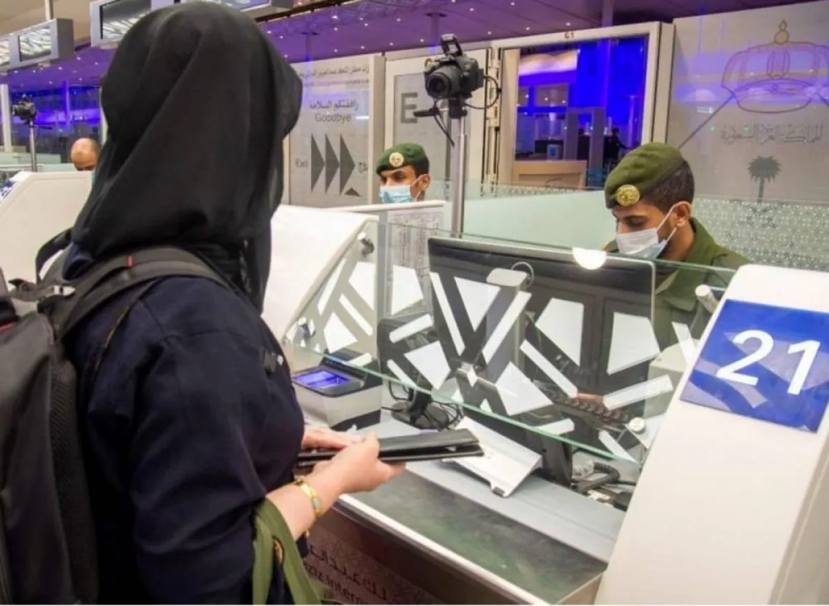 التسجيل يشمل مواطني دول مجلس التعاون وحاملي التأشيرات الجديدة والمقيمين ومرافقيهم