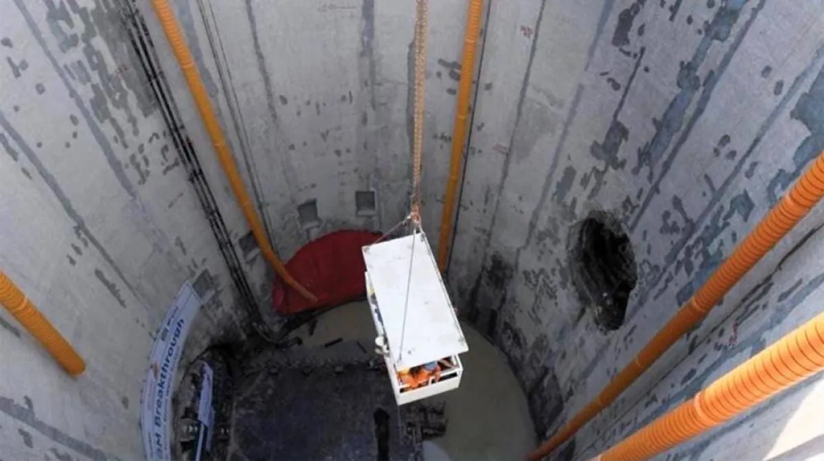 مدينة دبي تستعد لافتتاح النفق العميق