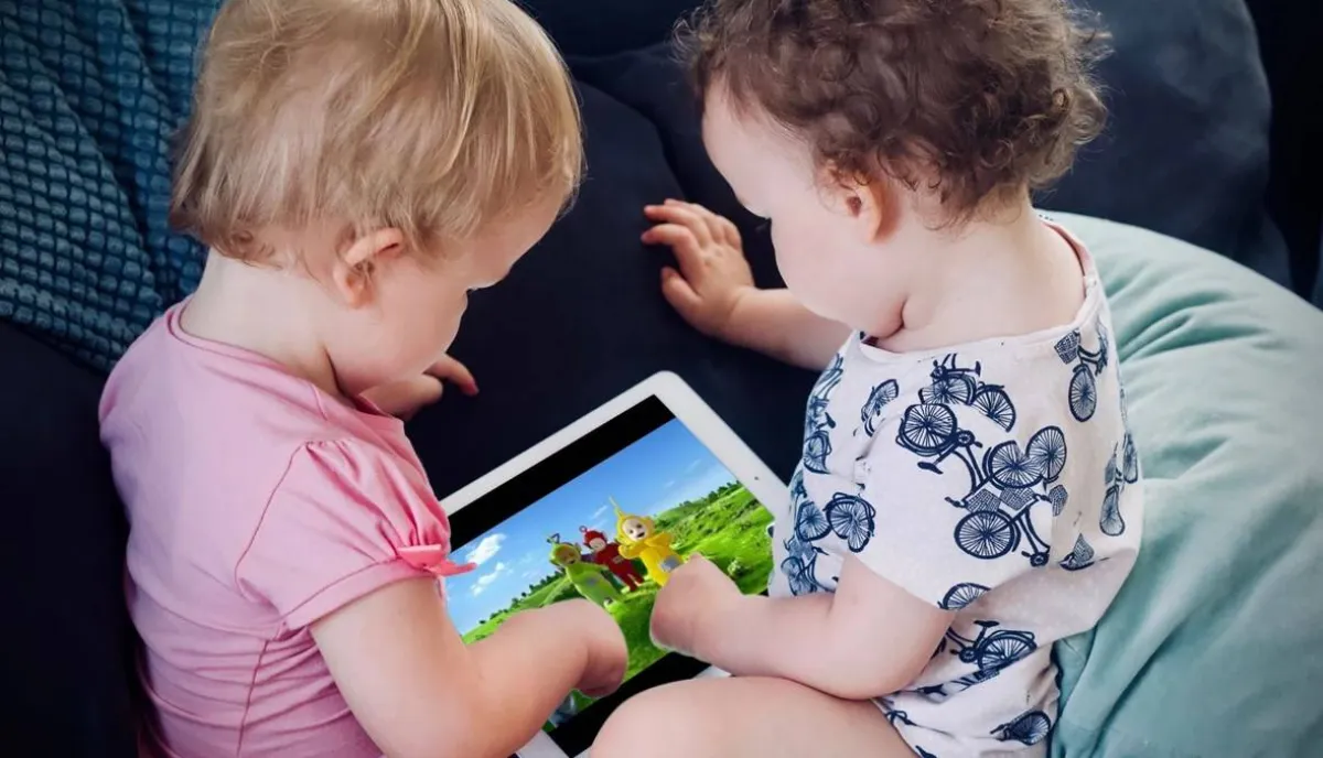  المُركبات المكسورة التي تخرج من شاشة الجهاز الإلكتروني والتلفاز تسبب السرطان