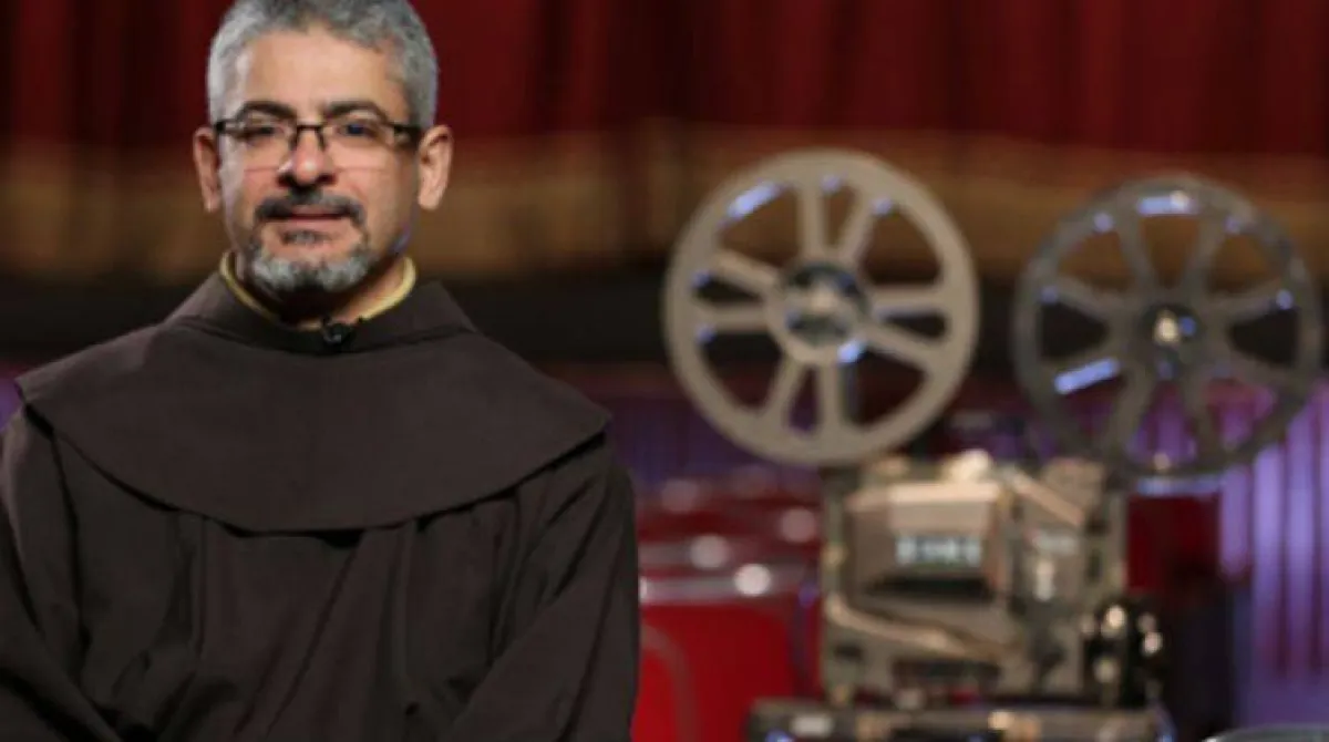 الأب بطرس دانيال رئيس المركز الكاثوليكي للسينما - الصورة من المكتب الإعلامي لمهرجان إيزيس الدولي لمسرح المرأة 