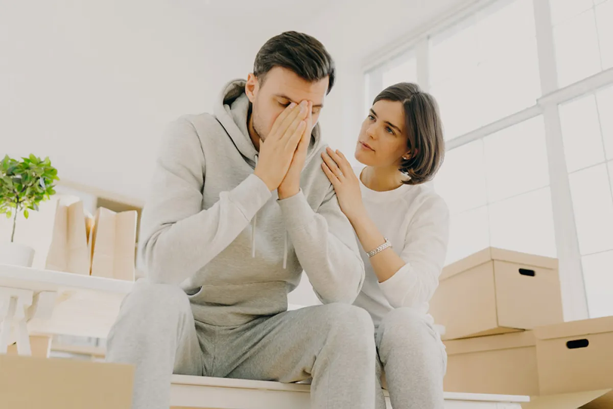 علامات تشير إلى أنك تتحولين إلى "أم" زوجك