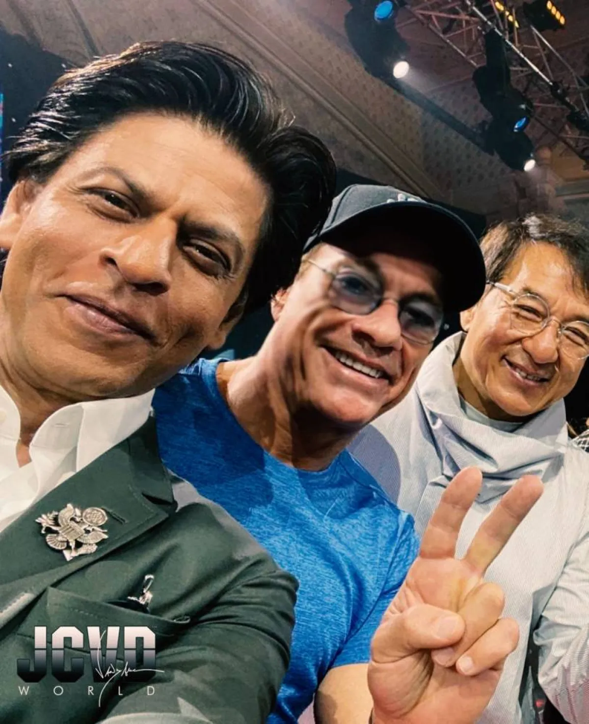 صورة نجوم الأكشن العالميين- من فيسبوك فان دام