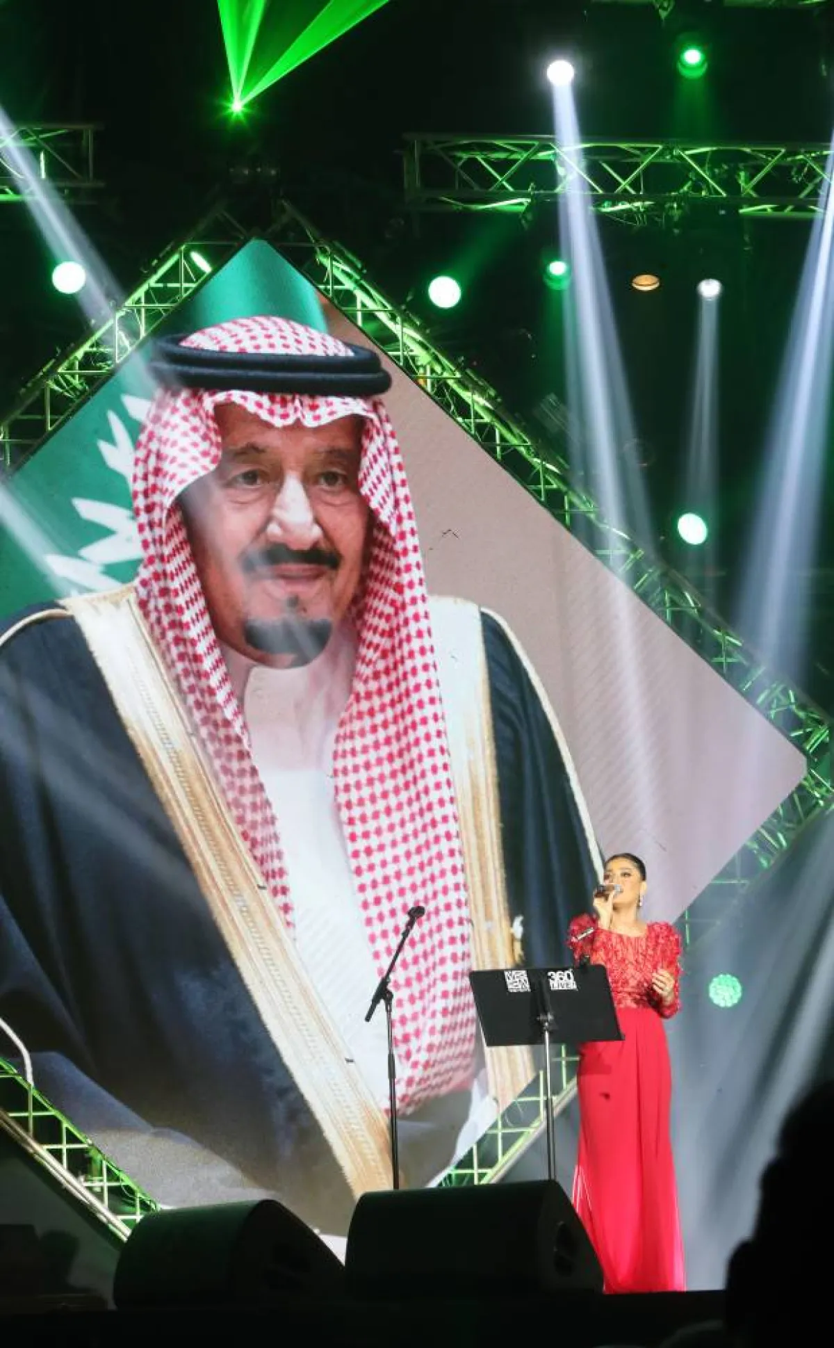 رحمة رياض من الحفل - تصوير عيسى الدبيسي